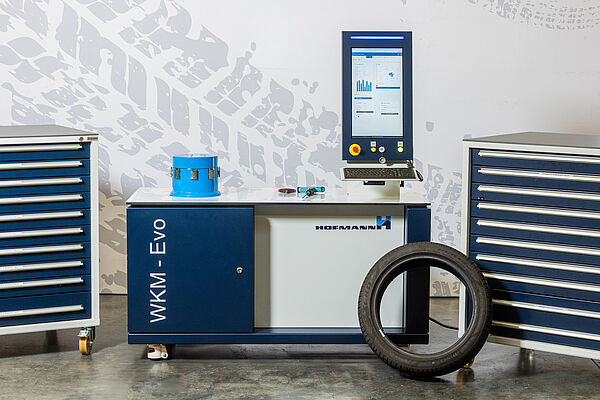 Mehr Effizienz in der Reifenpr&uuml;fung &ndash; die WKM-Evo im Einsatz