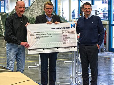 Die Spendenübergabe an die Lebenshilfe
