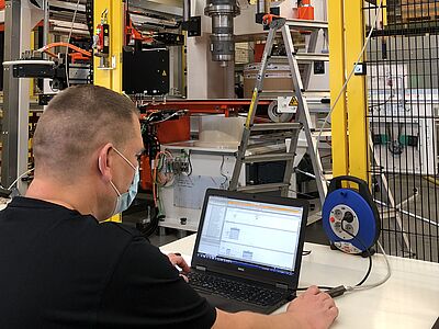 Our commissioning engineer during the commissioning of the RGM-G
