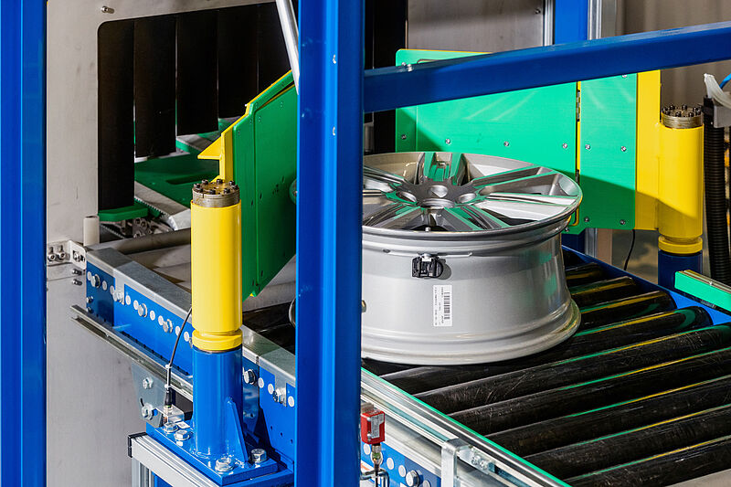 Wheel assembly & tire mounting machine Hofmann the Original!