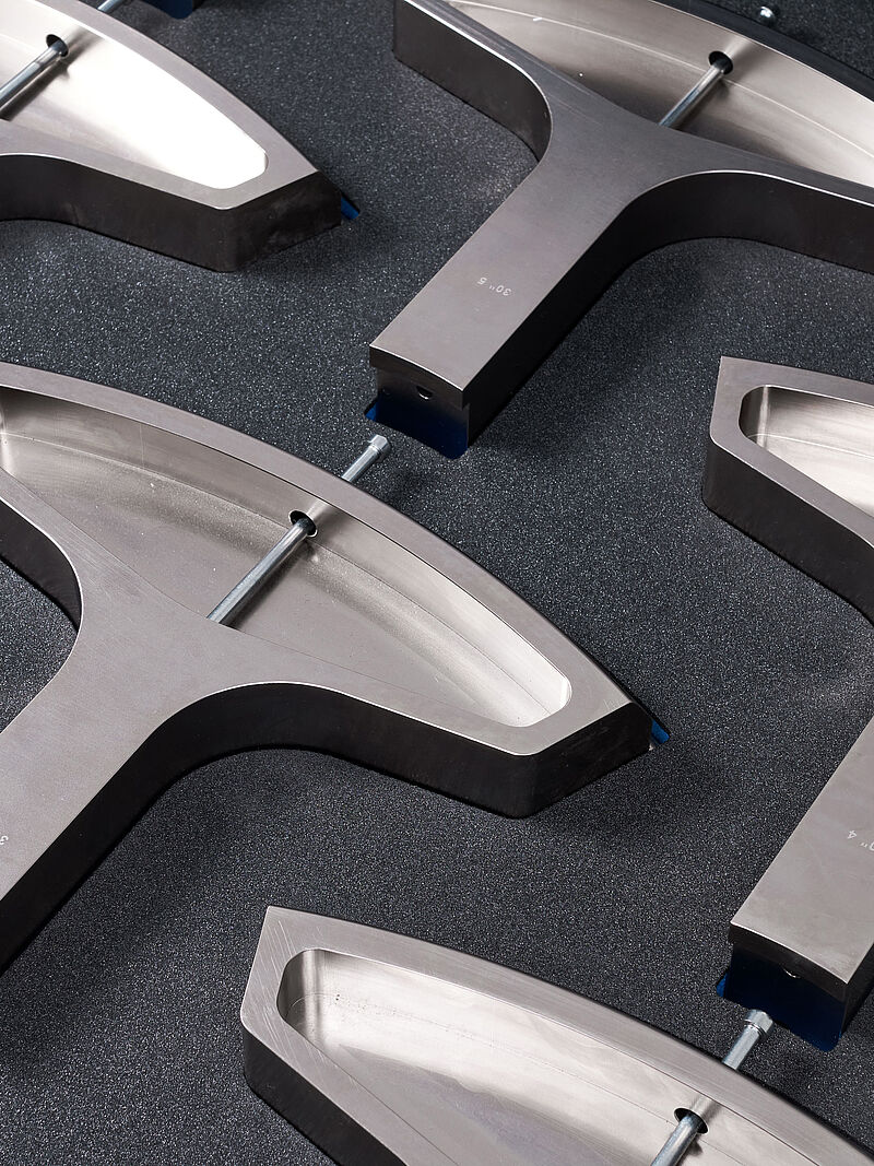 Tire bead compression Machines Hofmann the Original!