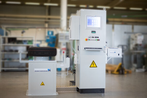 Tire bead compression machine