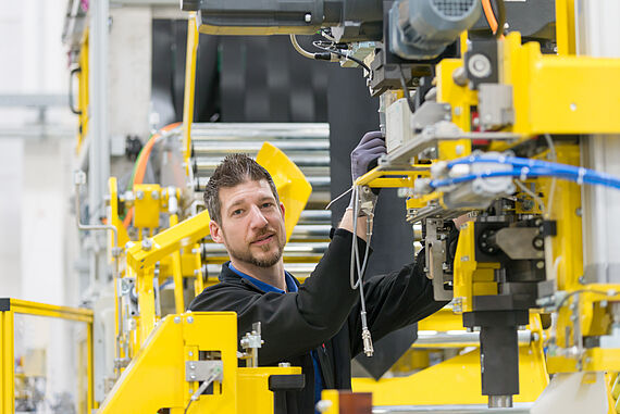 Service Engineer